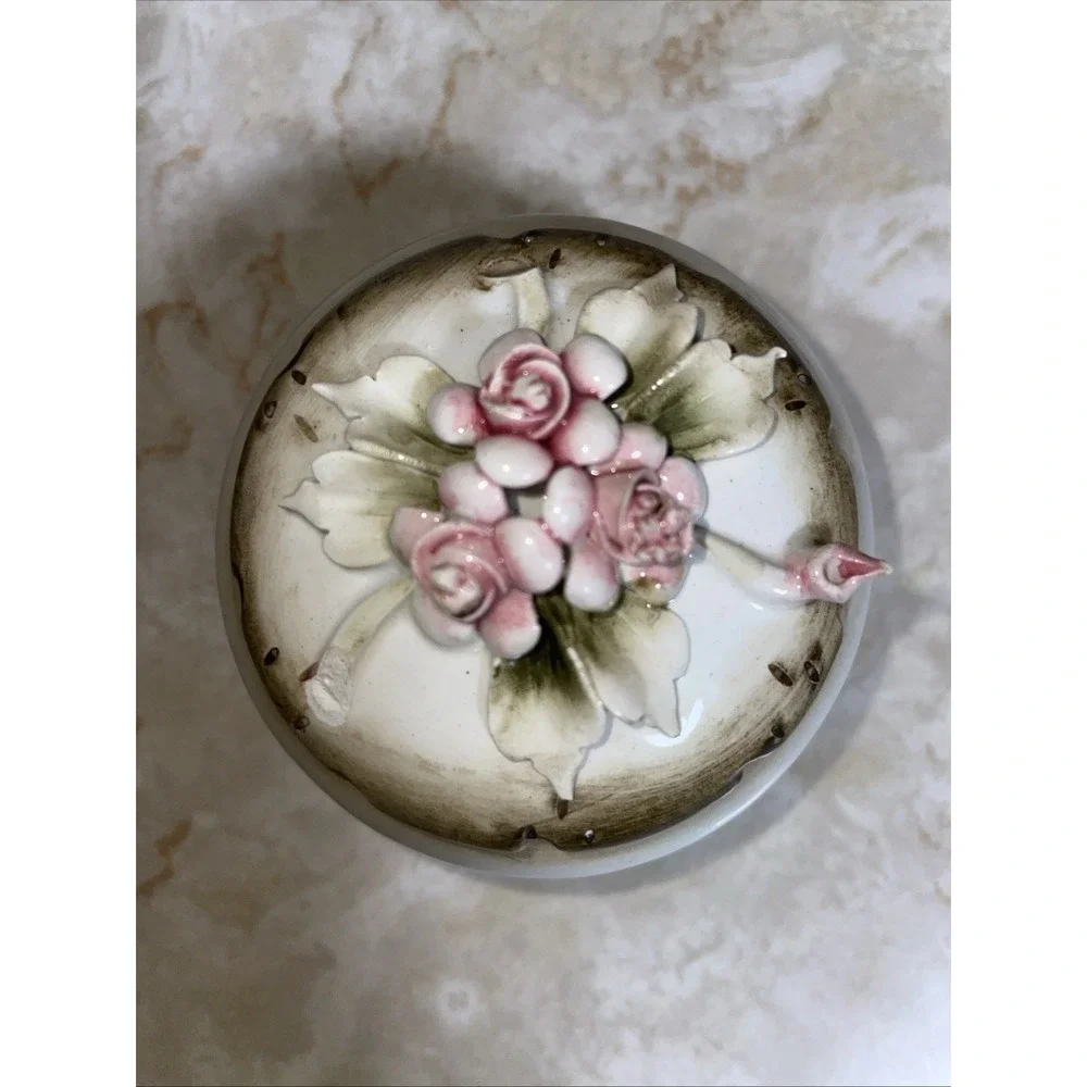 Vintage‎ Capodimonte porcelain round trinket box intricate multi rose design